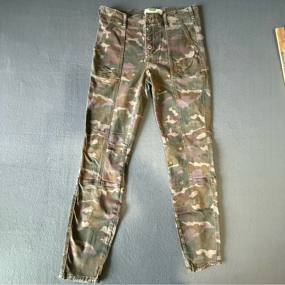 Anthropologie Girls high rise button fly camo utility camo slim pants 29 - Picture 12 of 12